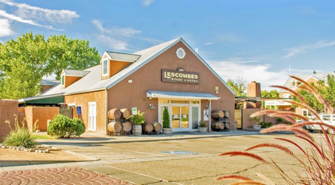 DH Lescombes Winery & Bistro - Old Town